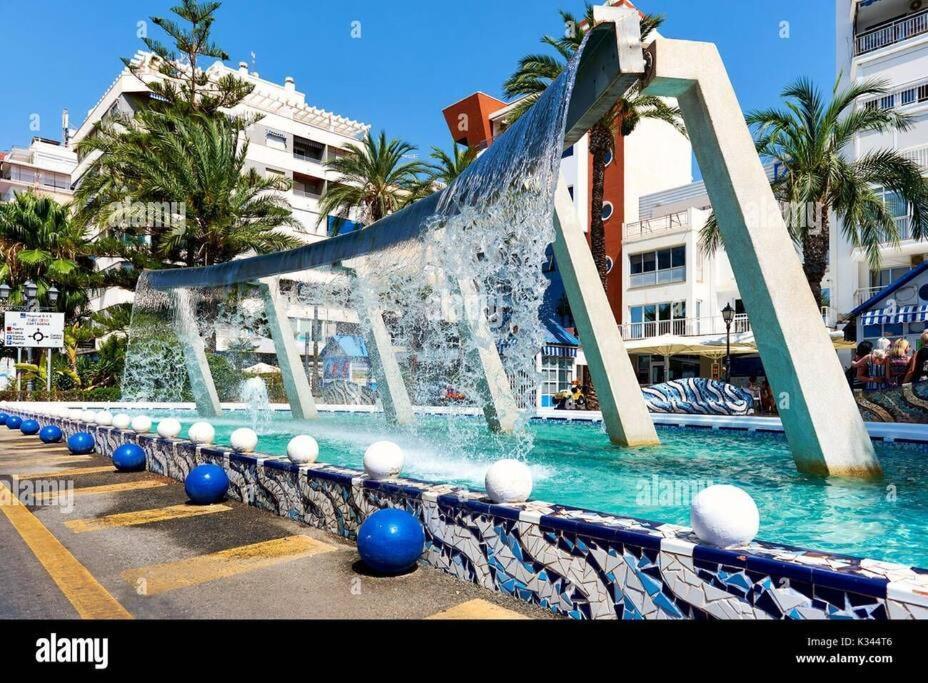 Bungalow Avec Piscine Torrevieja Esterno foto
