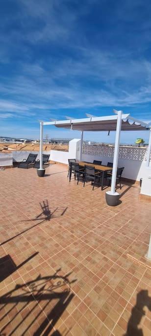 Bungalow Avec Piscine Torrevieja Esterno foto